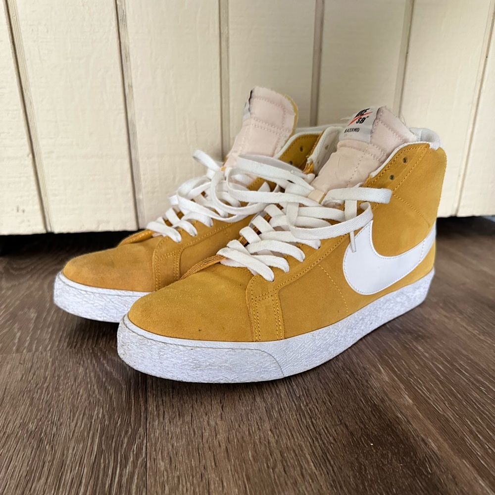 Nike SB Blazer Mid
